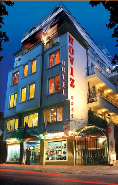 Noviz Hotel