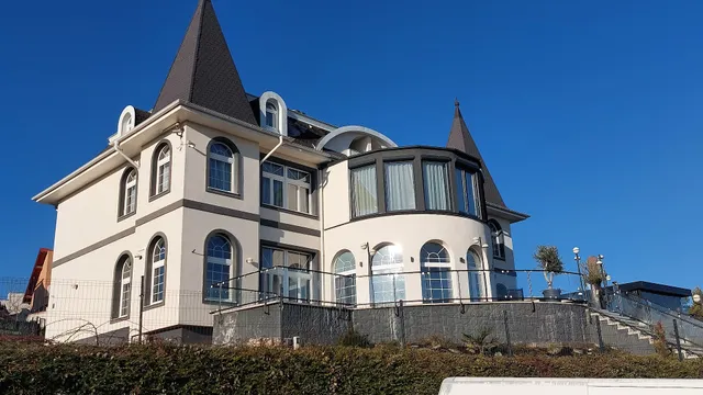 West Panorama Penthouse