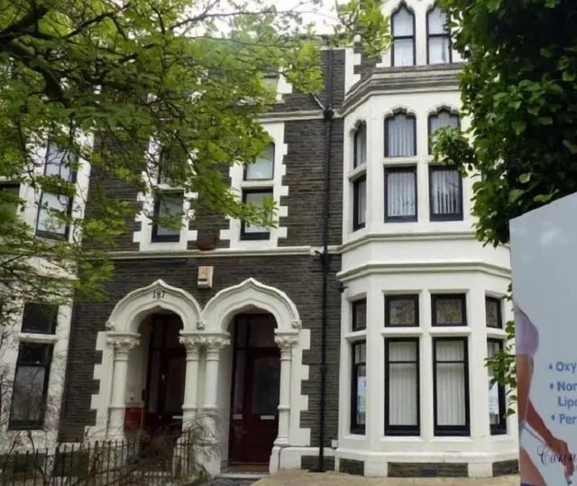 3 Luxury En-suite Bedrooms