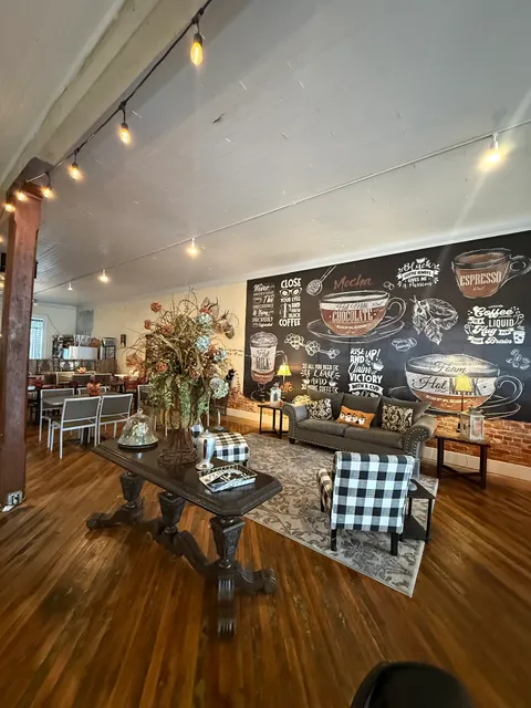 Carriage House Coffee Bolivar