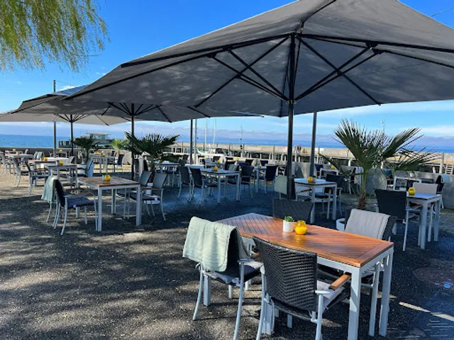 Pure Lago - Restaurant & Beach Bar