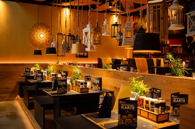 PETER PANE Burgergrill & Bar