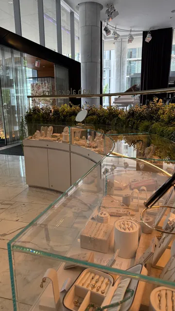 Leah Alexandra Jewelry at Fairmont Pacific Rim