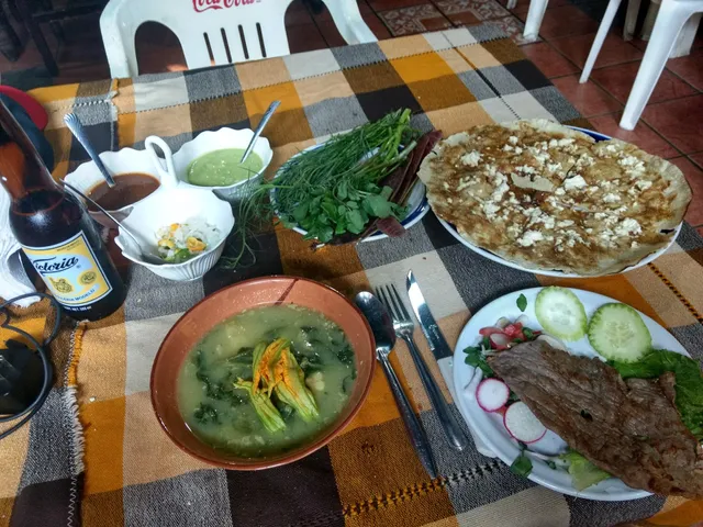 Comedor Familiar El Sabino