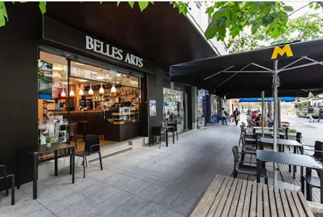 BELLES ARTS - CAFÈ BAR