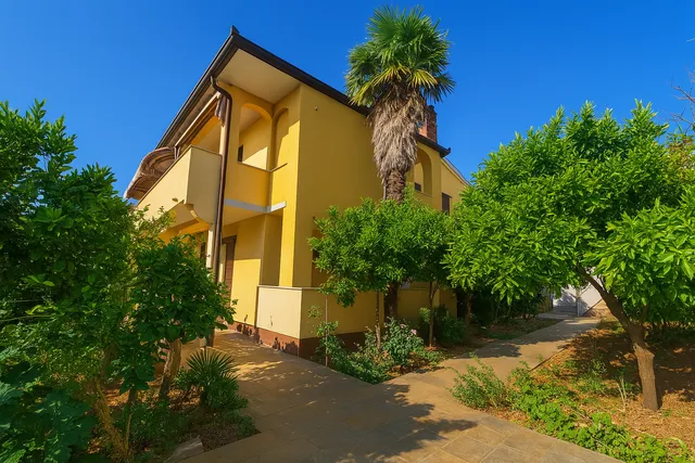 Apartments Dalmatini