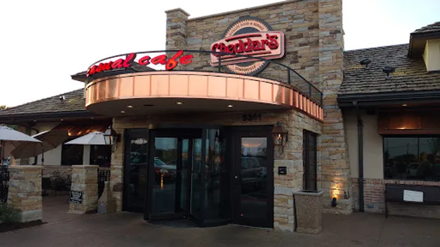 Cheddar's Scratch Kitchen