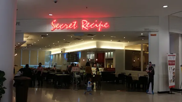 Secret Recipe • Kluang Mall