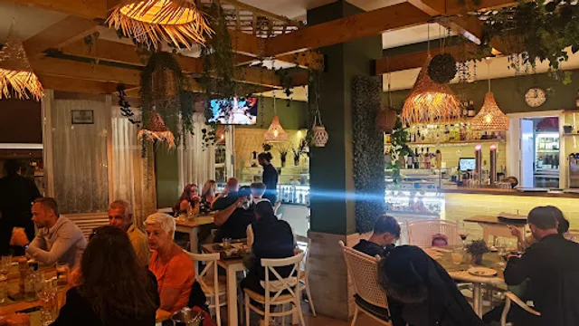 La Piazzetta Brasserie