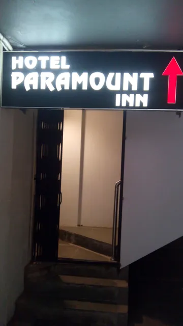 Hotel Paramount Inn