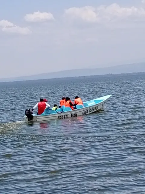 Kamere Adventures, Boat ride & Lake Safaris