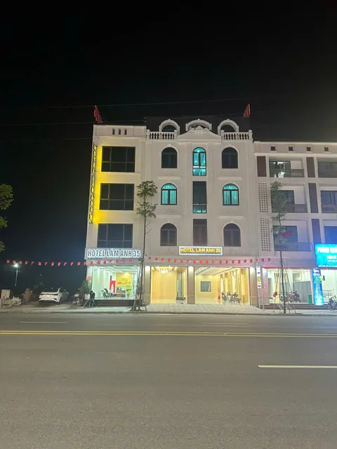 Hotel Lâm Anh 35 Phú Thọ