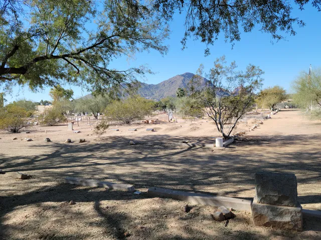 Camelback Cemetery
