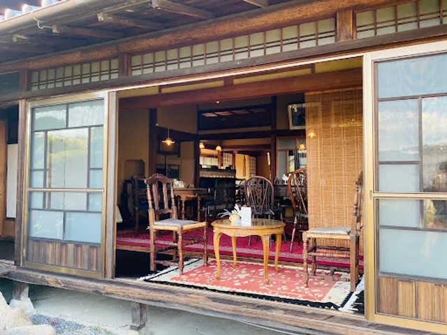 和風カフェ左中