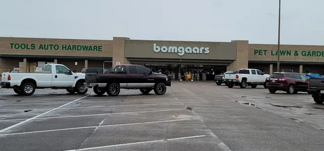 Bomgaars