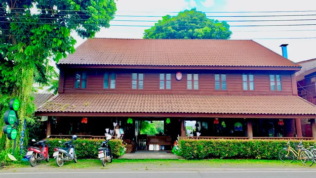 The Teak House (Riverhouse Hotel)