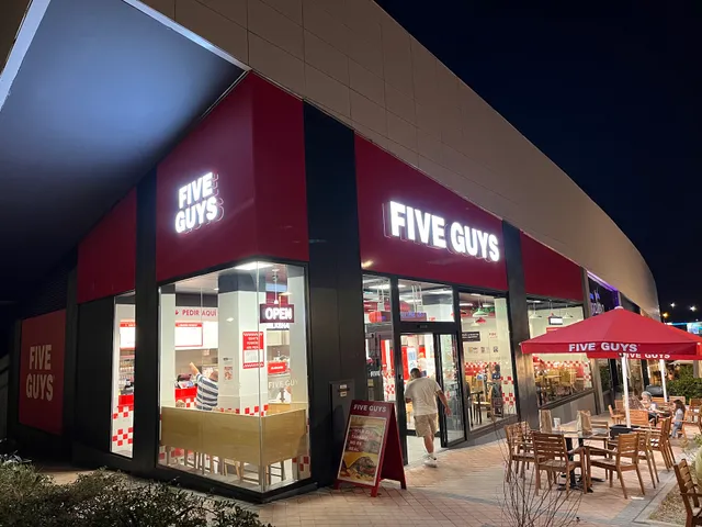 Five Guys Burgers and Fries Avenida de los Andes