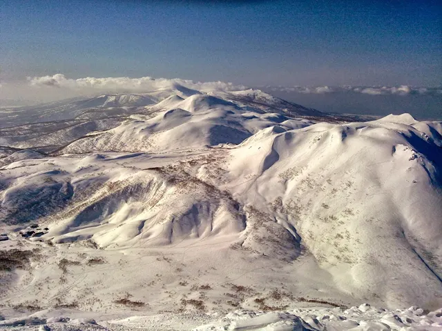Niseko Winterlab Ski and Snowboard School