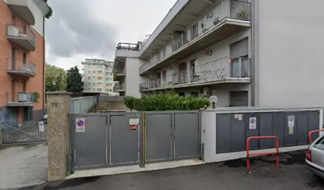 Via F. Corridoni, 19