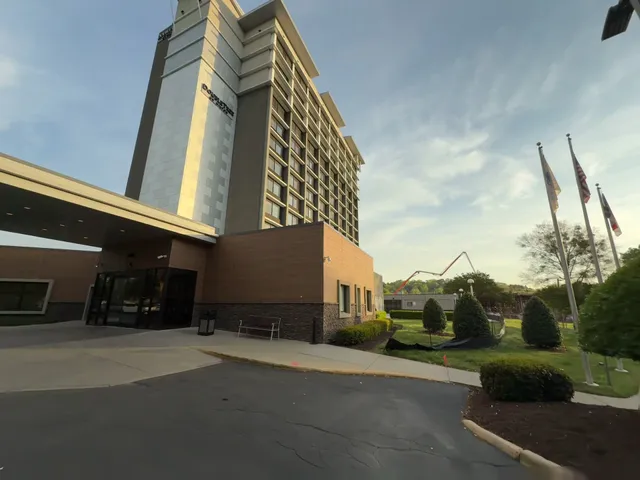 DoubleTree by Hilton Raleigh Crabtree Valley