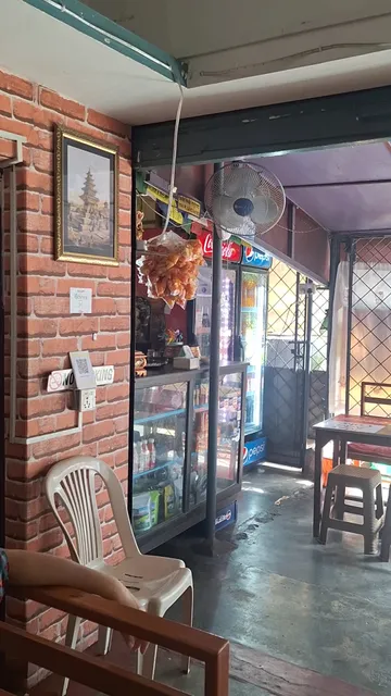 Mini Rainbow Restaurant