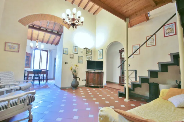 San Gallo, spacious, characteristic and quiet apartment