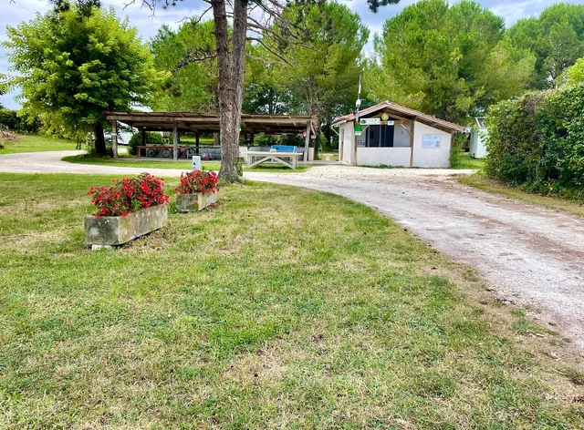 Camping Du Pas Des Biches