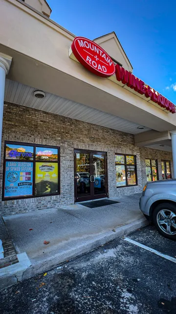 Mountain Road Wine & Liquor