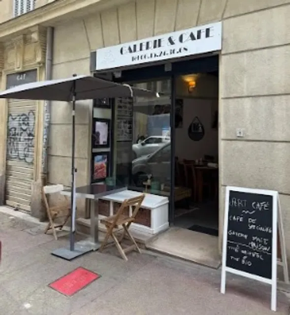 Art café