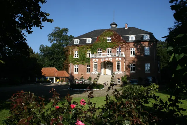 Ferienhäuser Gut Priesholz C.+ F. v. Kaehne