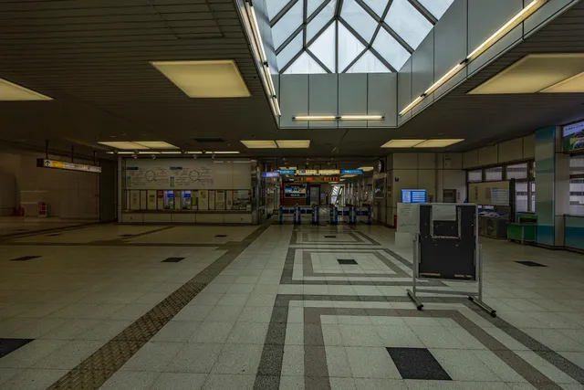 Tennozu Isle Station