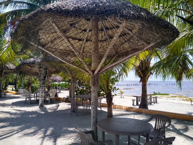 RESTAURANTE BAR & GRILL chaka's