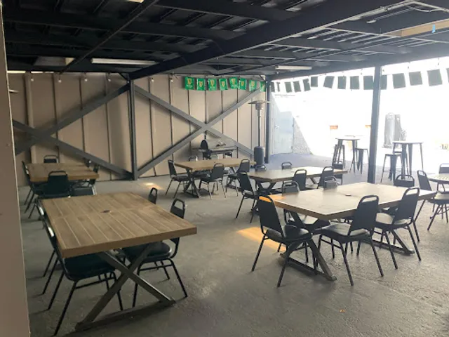 The Hook Bar & Grill