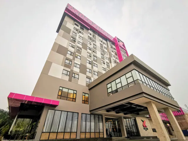 The Zuri Dumai by ZHM