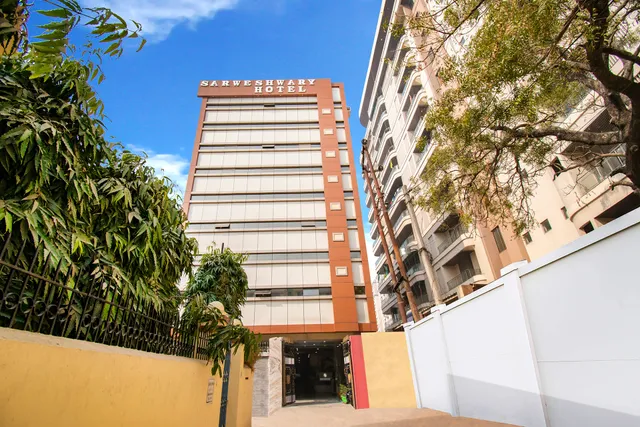 Sarweshwary Hotel