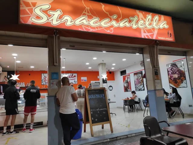 Ice cream shop Stracciatella