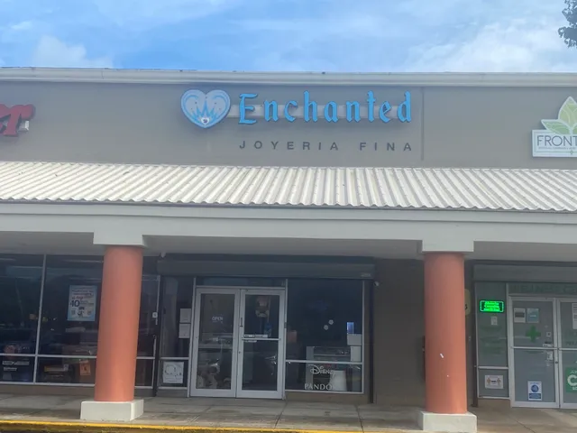 Pandora Joyería Enchanted