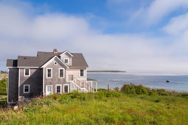 Avonlea, Jewel of the Sea