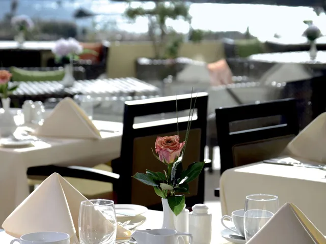 Elephantine Restaurant