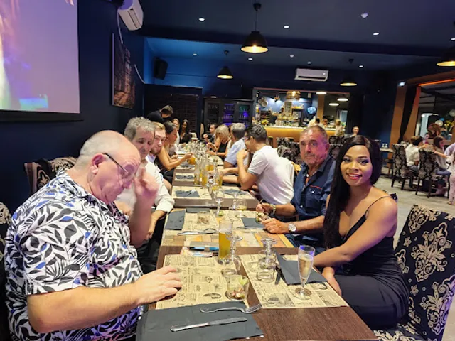 LE FACTORY LA FARLEDE