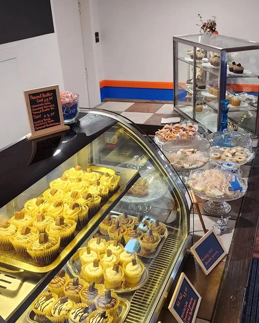 Genie's 3 Wishes Bakery