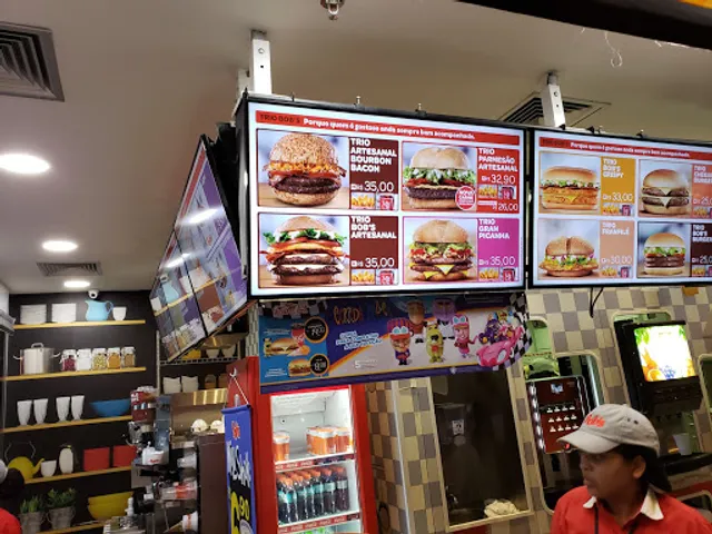 Bob's Burger - Aeroporto Internacional Tom Jobim - Galeão 2