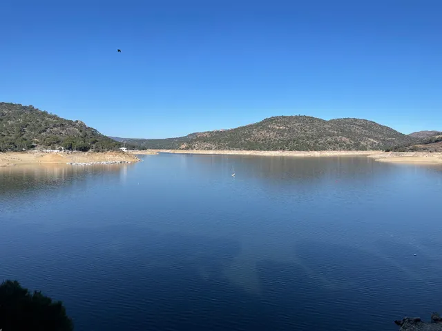 Presa del embalse de San Juan