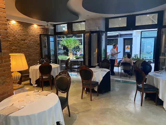 Tira Tardi Ristorante