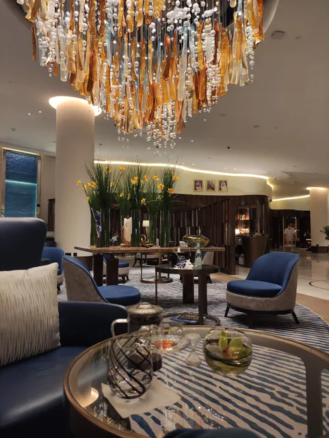 Al Faisaliah Mall Food Court