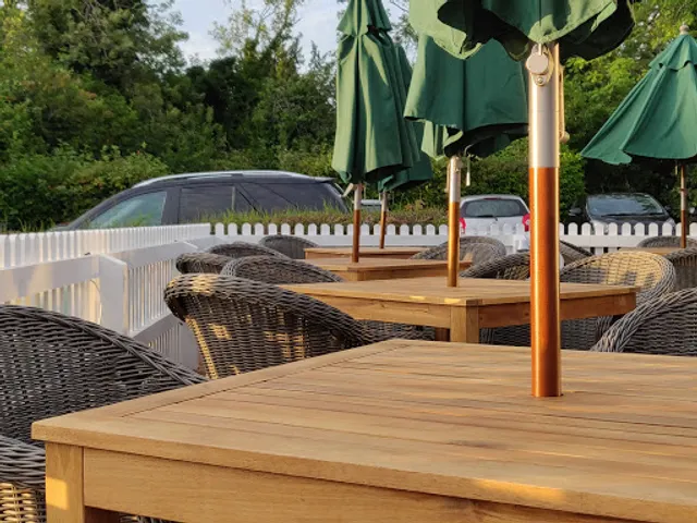 The Red Lion, Chalton