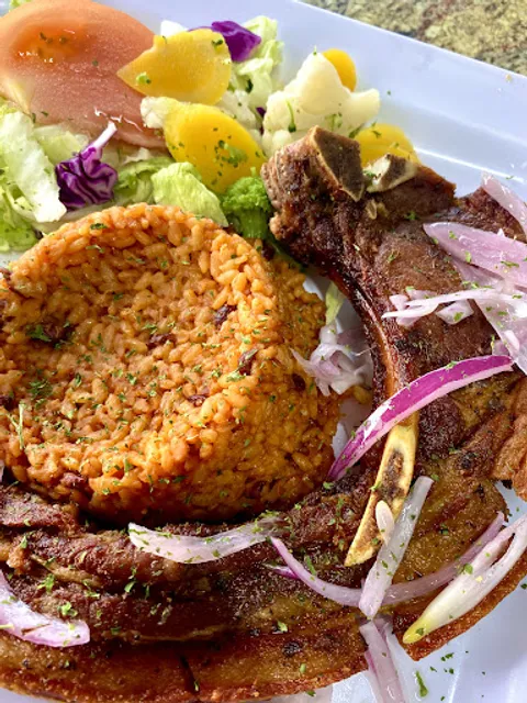 Akhi Hunky bar & Hooka