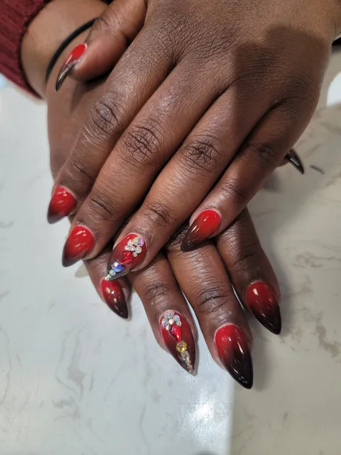 Bling Bling Nail and Spa