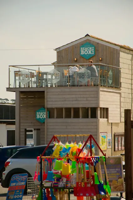 Beach Box Mawgan Porth