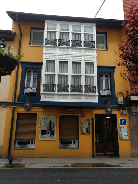 Hostal Naranjos